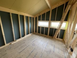 シンプル屋根の下の複雑なつくり