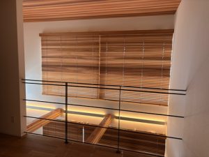 ブラインドがつきました