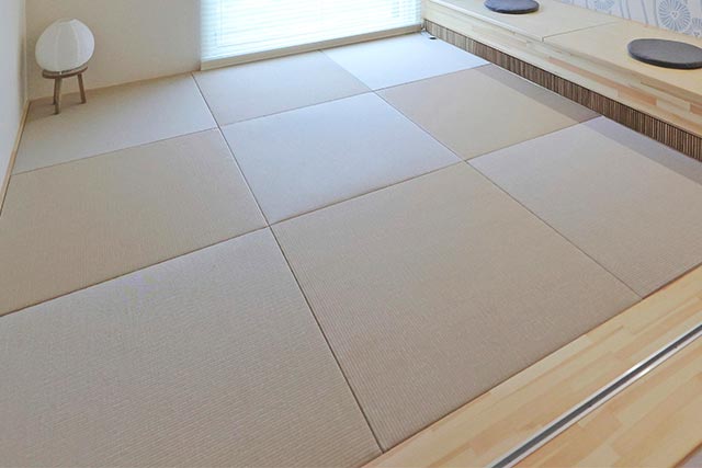 和紙畳：淡い色合いがきれいで、和室をモダンに演出してくれます。